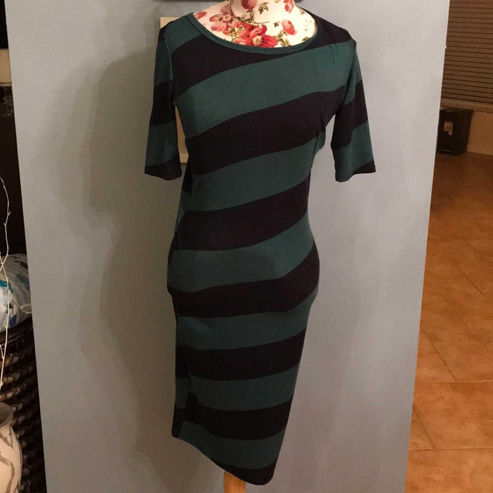 Diagonal navy blue and dark green dress